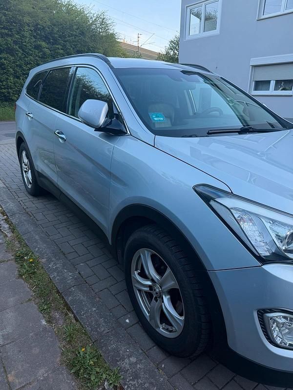 Gebraucht Hyundai Grand Santa Fe 197 PS (144 kW) 2015 Silber SUV