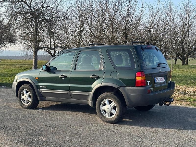 Gebraucht Ford Maverick 124 PS (91 kW) 2002 Grün SUV