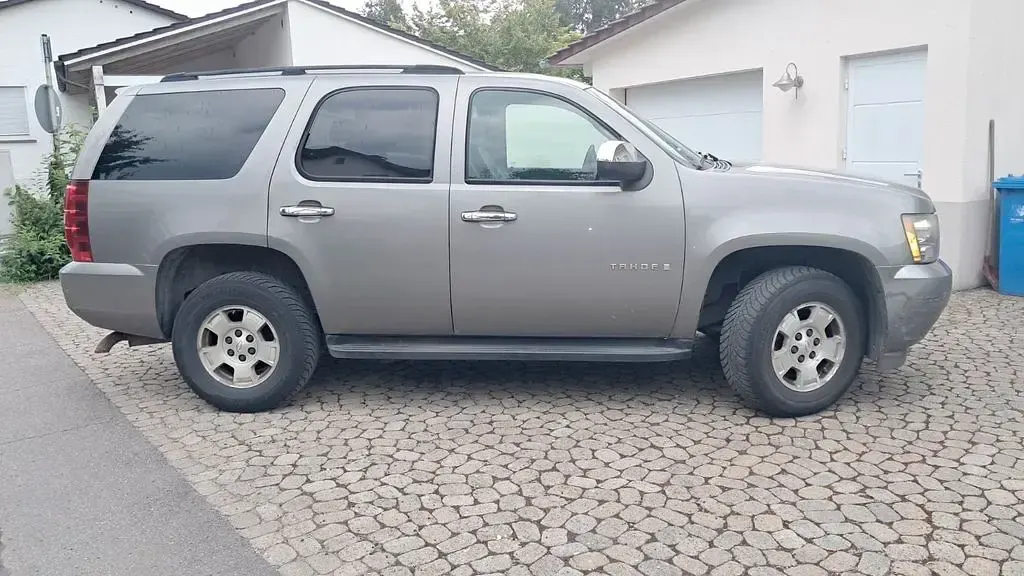 Gebraucht Chevrolet Tahoe 325 PS (239 kW) 2007 Grau SUV