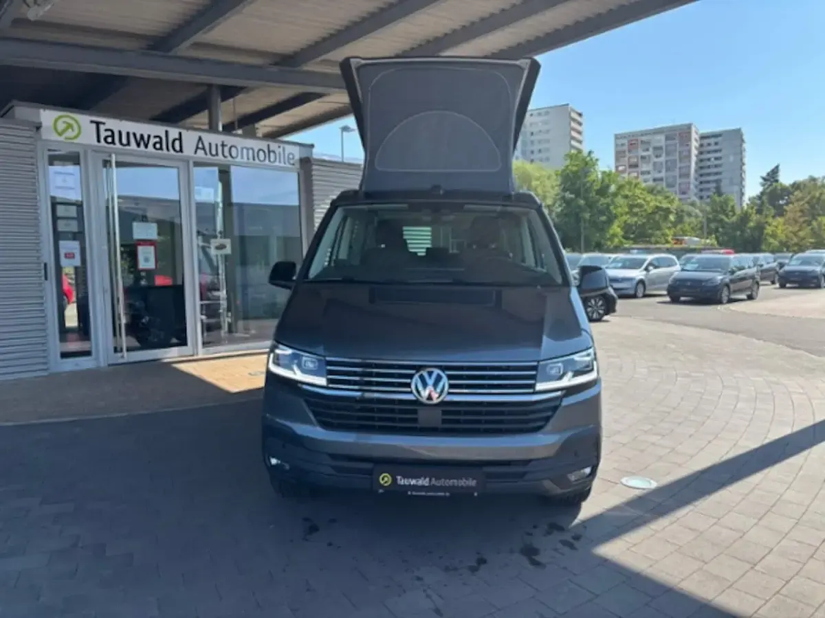 Gebraucht VW California Edition 150 PS (110 kW) 2021 Grau Van
