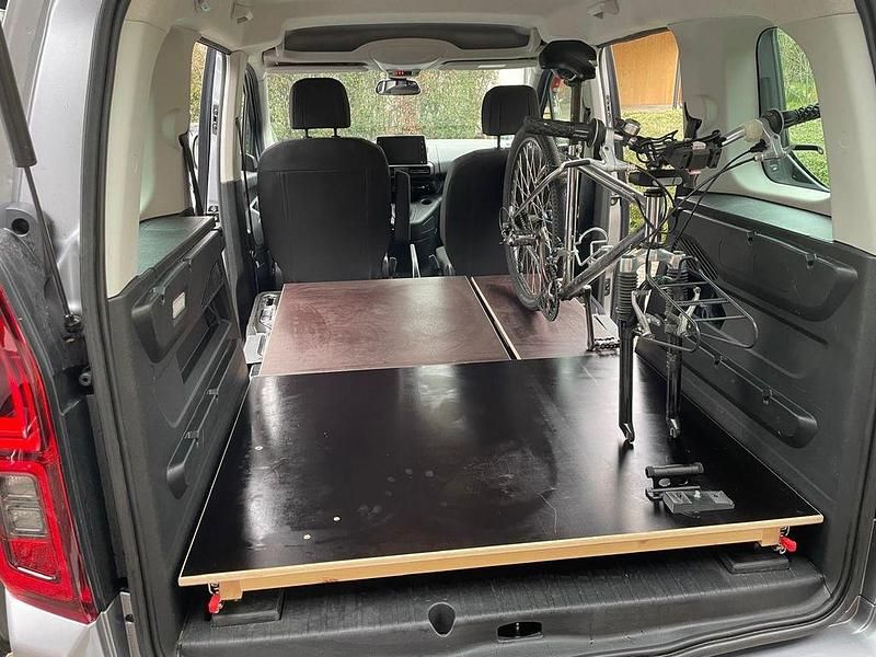 Gebraucht Opel Combo Life 110 PS (80 kW) 2020 Silber Van / Kleinbus