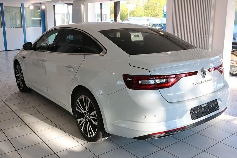 Gebraucht Renault Talisman Initiale Paris 200 PS (147 kW) 2020 Weiß Limousine