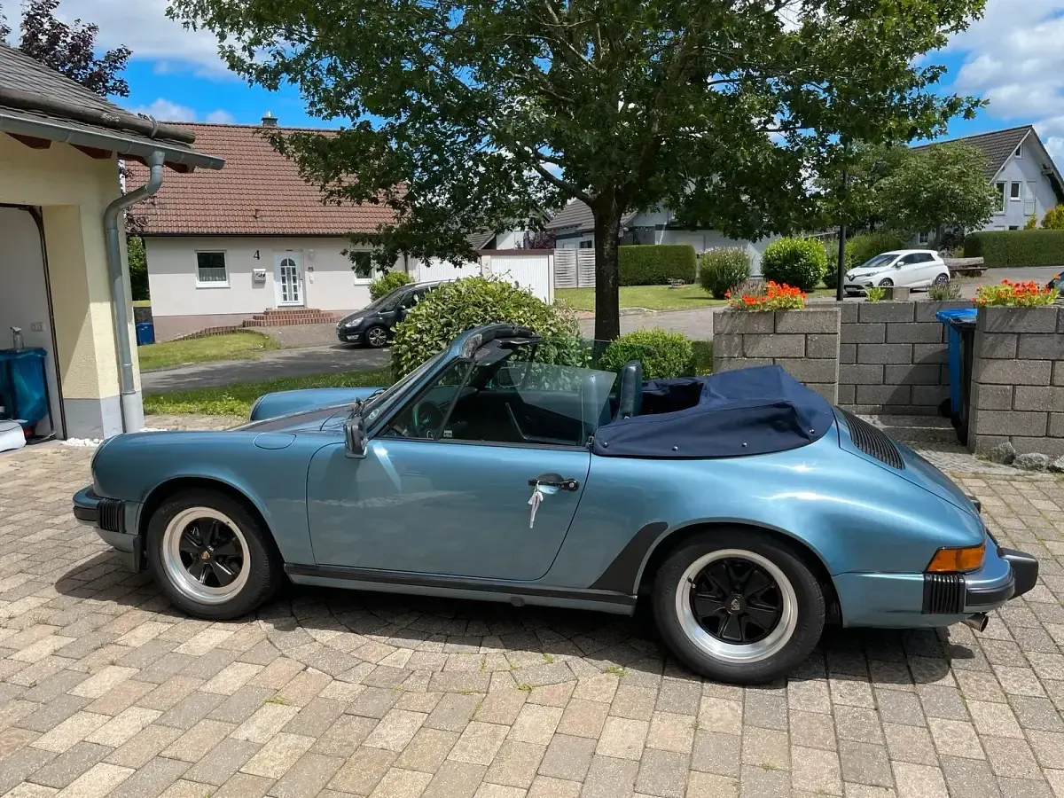 Gebraucht Porsche 911 207 PS (152 kW) 1986 Blau Cabrio
