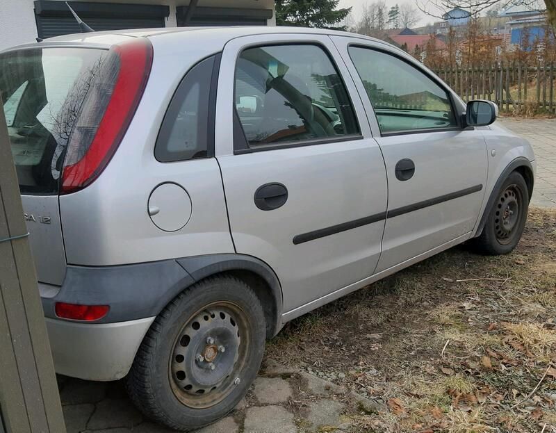 Silber Gebraucht 2002 Opel Corsa Kleinwagen | 250 € (Superpreis) - Bild 1/4