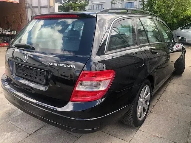 Gebraucht Mercedes C200 184 PS (135 kW) 2008 Schwarz Limousine