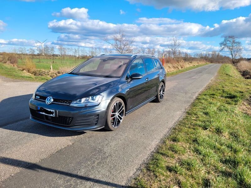 Grau Gebraucht 2016 VW Golf VII GTD Kombi | 11.500 € (Guter Preis) - Bild 1/1