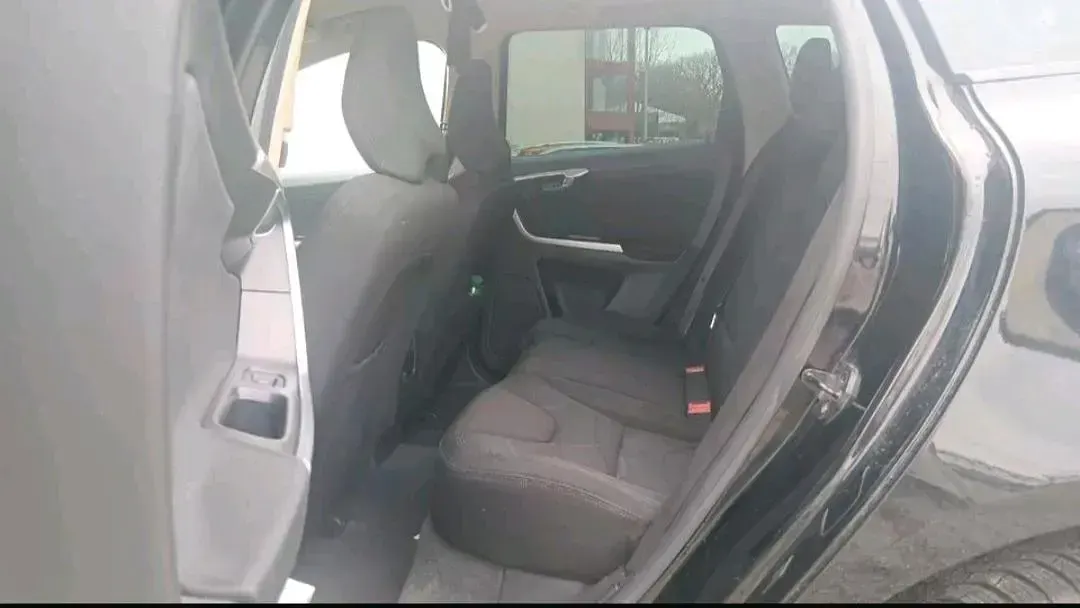 Gebraucht Volvo XC60 163 PS (119 kW) 2011 Schwarz SUV