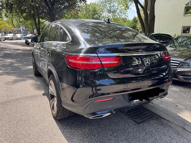 Gebraucht Mercedes GLE350 AMG line 254 PS (186 kW) 2016 Schwarz Coupé