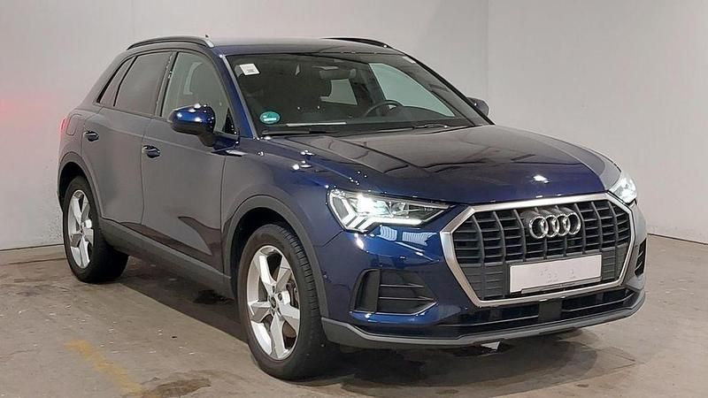 Gebraucht Audi Q3 S-Line 150 PS (110 kW) 2022 Navarrablau SUV