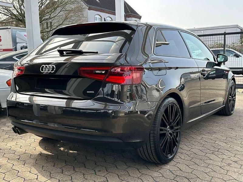 Gebraucht Audi A3 S-Line 184 PS (135 kW) 2014 Braun Limousine