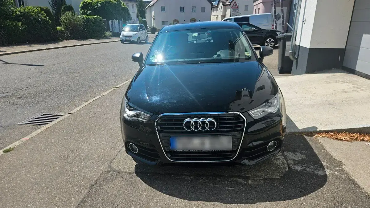 Gebraucht Audi A1 Sportback Ambition 122 PS (89 kW) 2015 Schwarz Kleinwagen