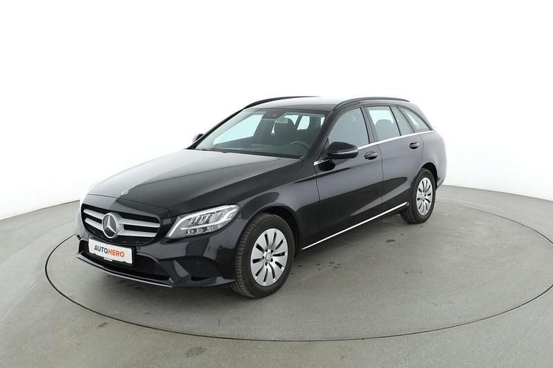 Schwarz Gebraucht 2019 Mercedes C200 Kombi | 23.890 € (Etwas zu teuer) - Bild 1/3