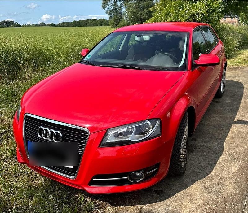 Rot Gebraucht 2011 Audi A3 Limousine | 7.890 € (Etwas zu teuer) - Bild 1/3
