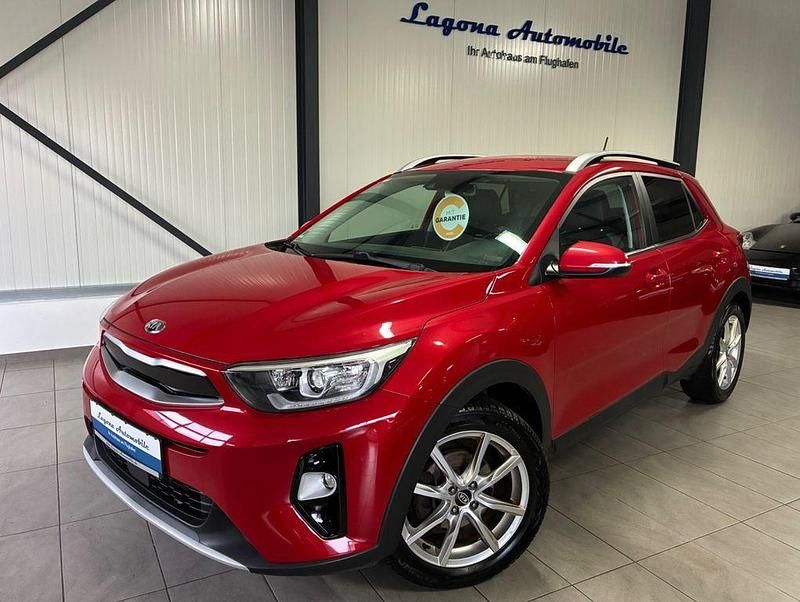 Gebraucht Kia Stonic Spirit 120 PS (88 kW) 2017 Rot SUV