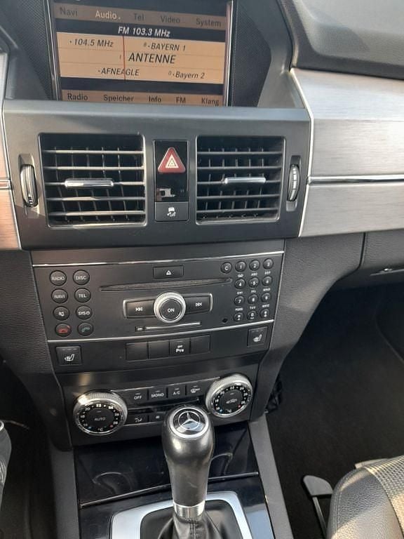 Gebraucht Mercedes GLK350 231 PS (169 kW) 2011 Schwarz SUV