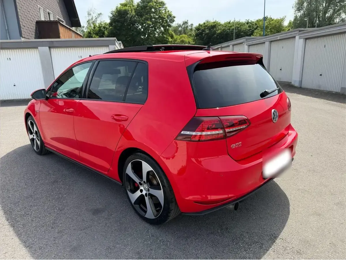 Gebraucht VW Golf VII GTI 230 PS (169 kW) 2015 Rot Limousine