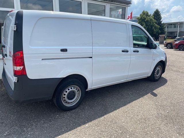 Gebraucht Mercedes Vito 102 PS (75 kW) 2020 Weiß Van