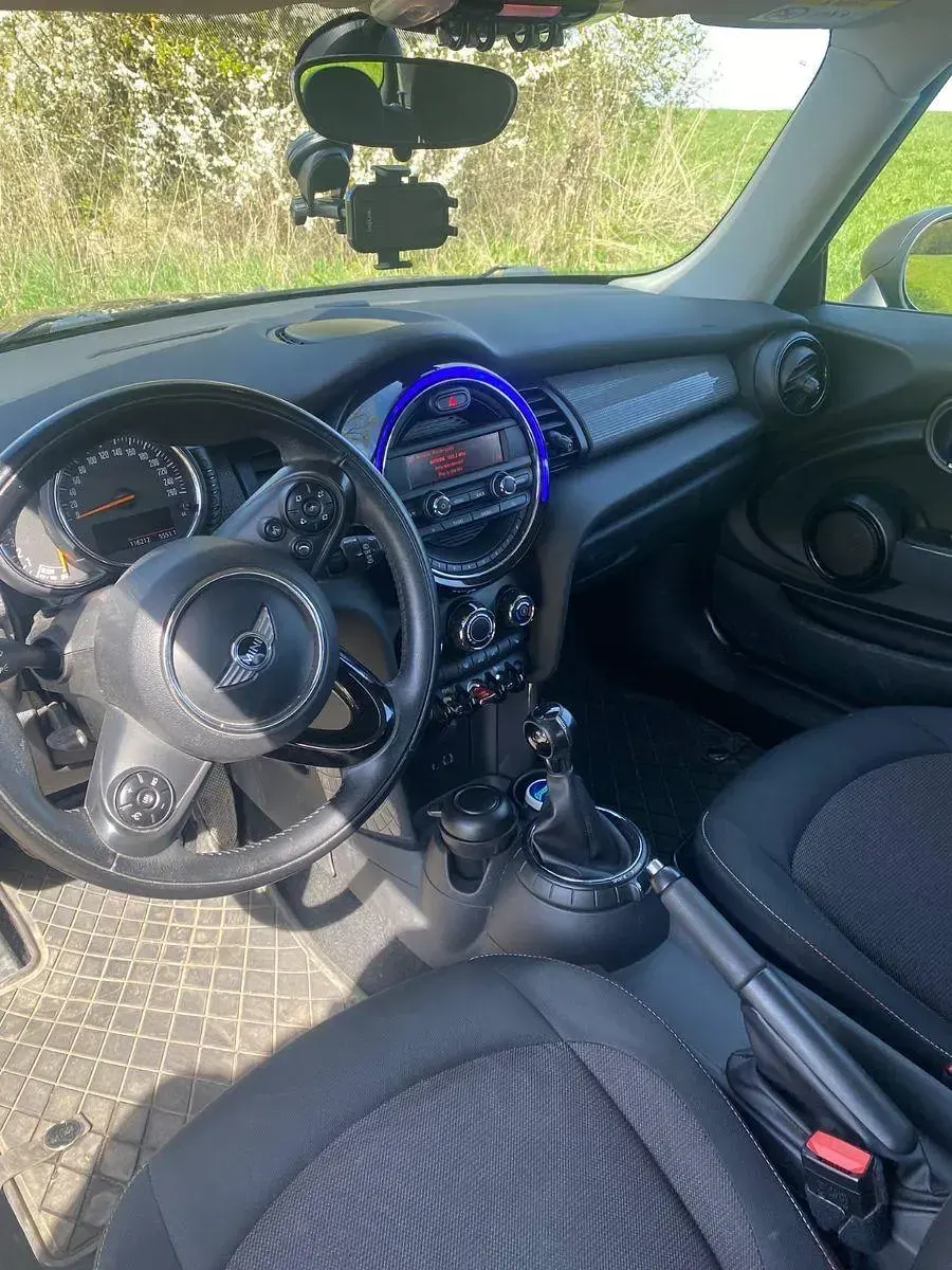 Usado Mini Cooper 102 HP (75 kW) 2014 Castanho Citadino
