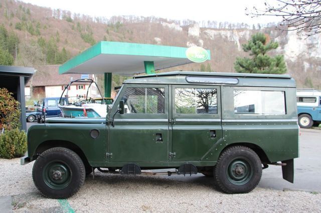 Grün Gebraucht 1971 Land Rover 3 Kombi | 25.000 € - Bild 1/4