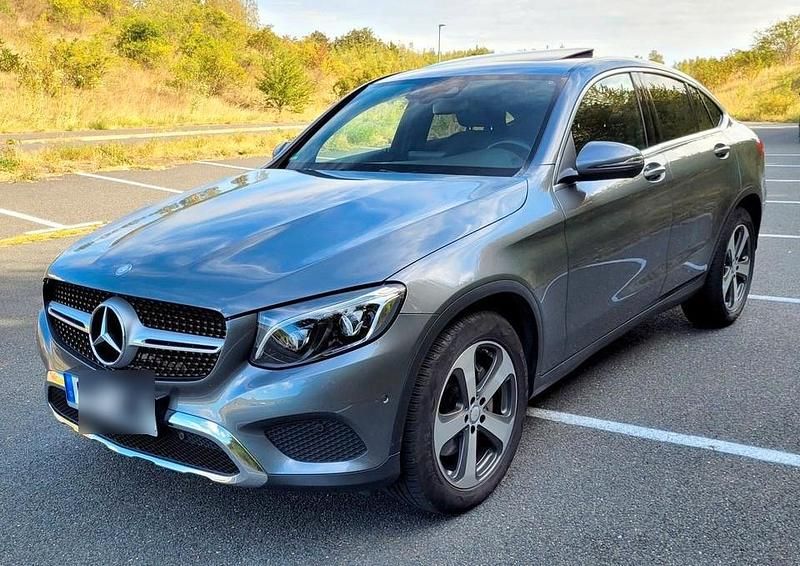 Grau Gebraucht 2016 Mercedes GLC220 Coupé | 33.100 € (Fairer Preis) - Bild 1/4