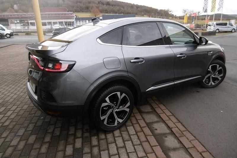 Neu Renault Arkana Techno 140 PS (102 kW) 2025 Grau SUV