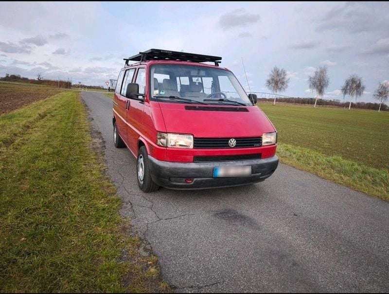 Gebraucht VW T4 102 PS (75 kW) 1999 Rot Van