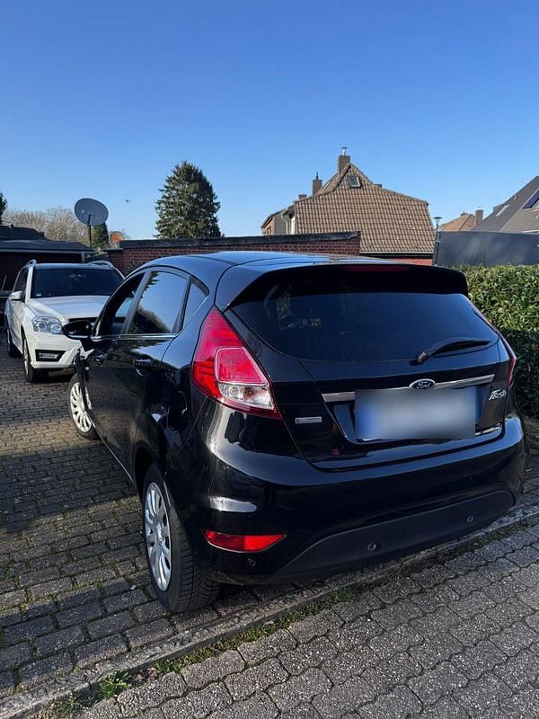 Gebraucht Ford Fiesta 125 PS (91 kW) 2013 Schwarz Kleinwagen
