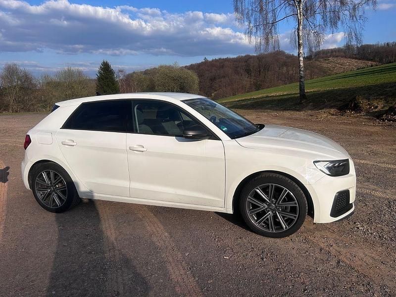 Gebraucht Audi A1 Sportback Performance 116 PS (85 kW) 2020 Weiß Kleinwagen