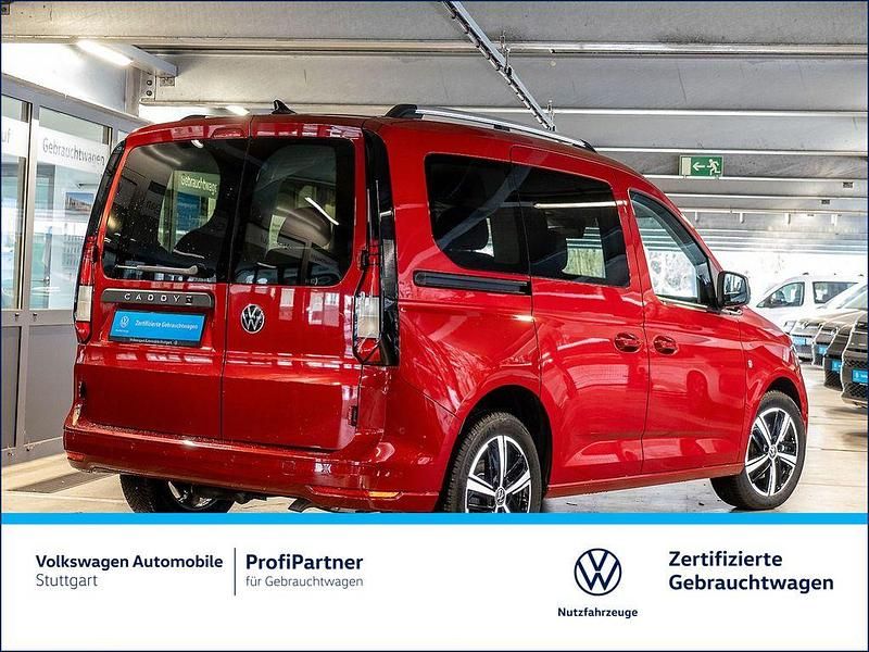 Gebraucht VW Caddy Life 116 PS (85 kW) 2024 Rot Van / Kleinbus