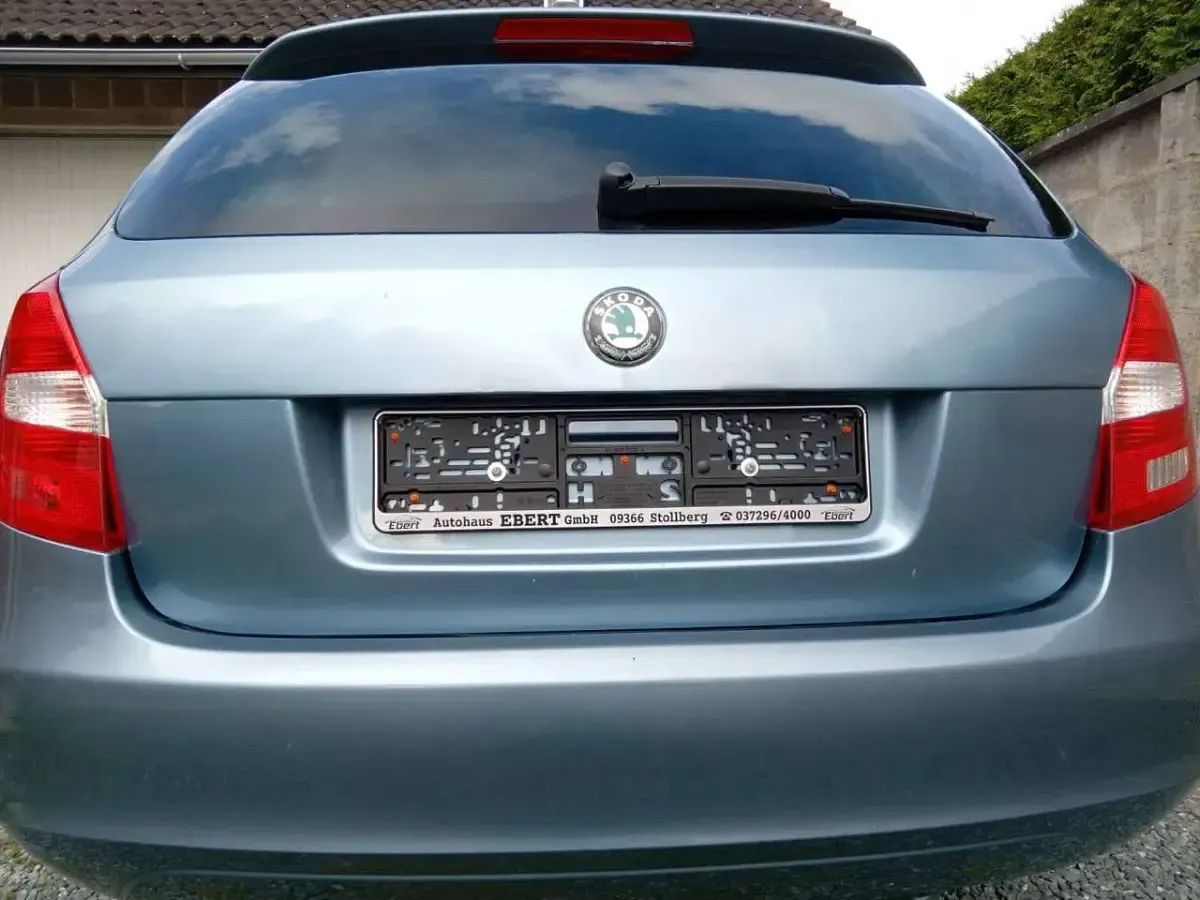 Gebraucht Skoda Fabia Ambiente 105 PS (77 kW) 2011 Grau Kombi