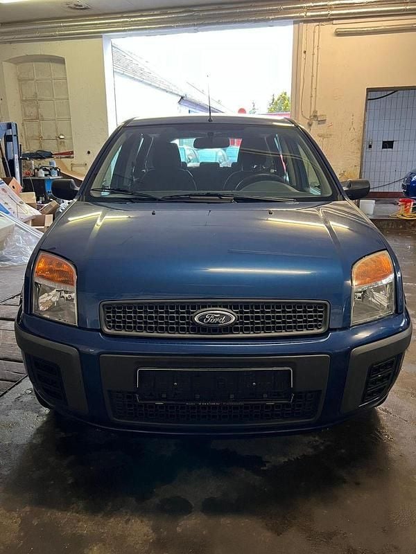 Blau Gebraucht 2007 Ford Fusion Fun X Kleinwagen | 1.899 € (Fairer Preis) - Bild 1/4