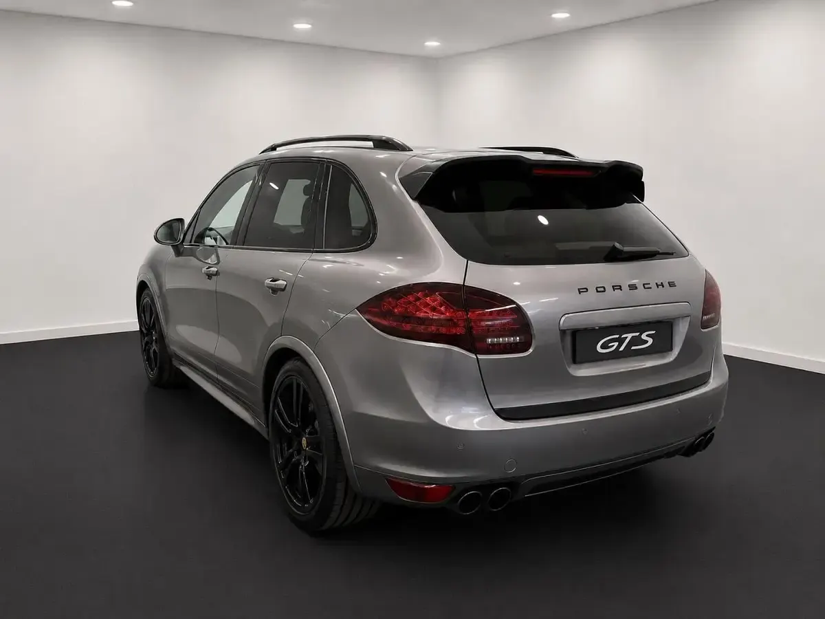 Gebraucht Porsche Cayenne Sport 245 PS (180 kW) 2011 Grau SUV
