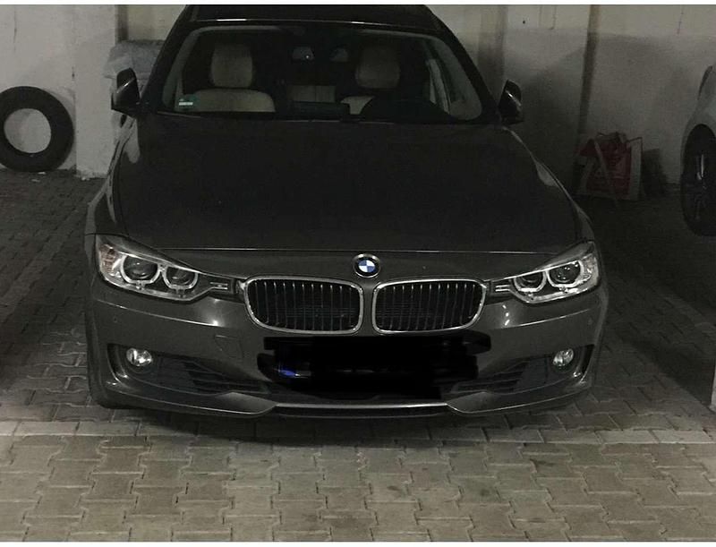 Gebraucht BMW 330 Luxury Line 258 PS (189 kW) 2013 Schwarz Kombi