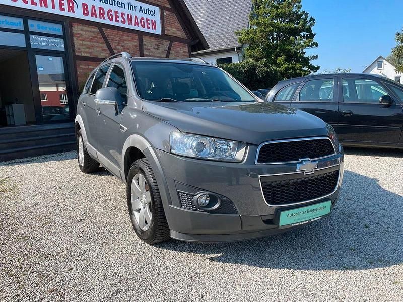 Gebraucht Chevrolet Captiva LT 167 PS (122 kW) 2012 Grau SUV
