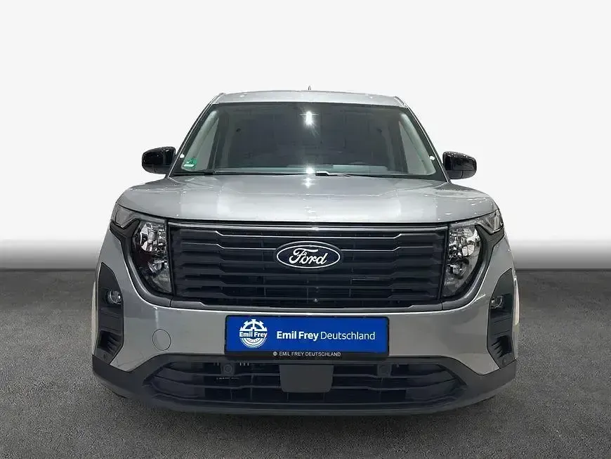 Neu Ford Tourneo Courier Titanium 125 PS (91 kW) 2026 Silber Van / Kleinbus