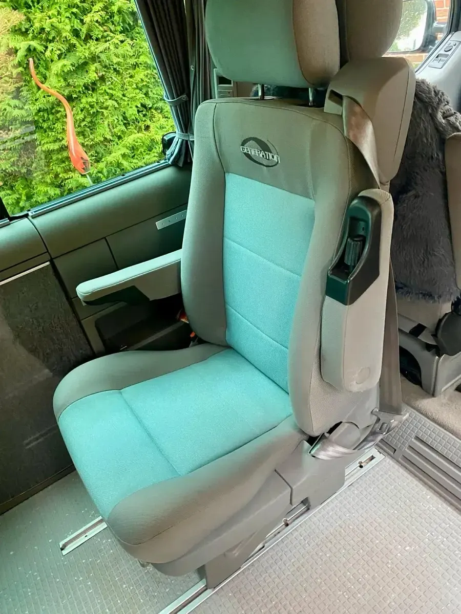 Gebraucht VW T4 151 PS (111 kW) 2001 Schwarz Van