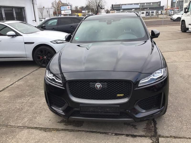 Gebraucht Jaguar F-Pace 300 PS (220 kW) 2020 Schwarz SUV