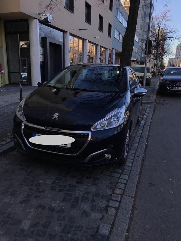 Gebraucht 2017 Peugeot 208 Kleinwagen | 6.700 € (Guter Preis) - Bild 1/4