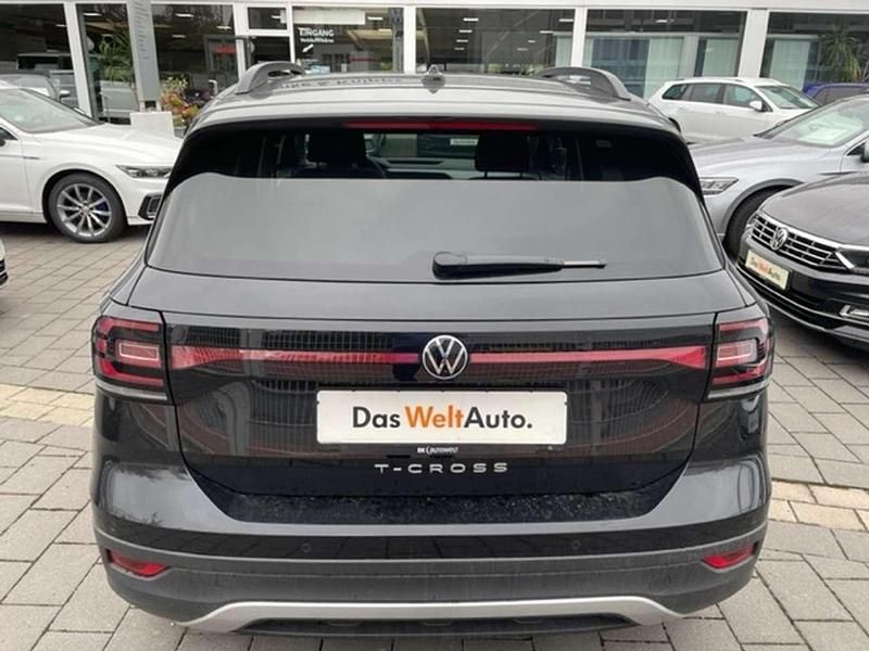 Gebraucht VW T-Cross Active 110 PS (80 kW) 2021 Schwarz SUV