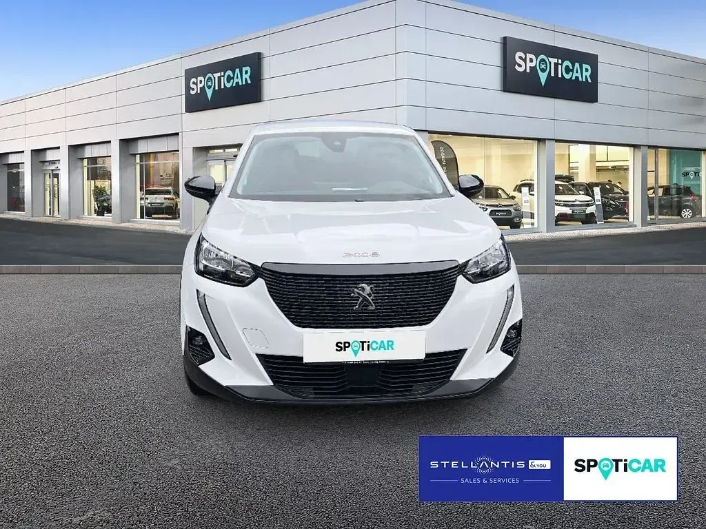 Gebraucht Peugeot 2008 Active 101 PS (74 kW) 2022 Weiß SUV