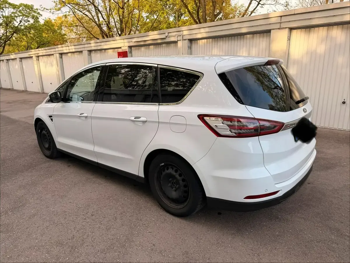 Gebraucht Ford S-MAX S 150 PS (110 kW) 2016 Weiß Van / Kleinbus