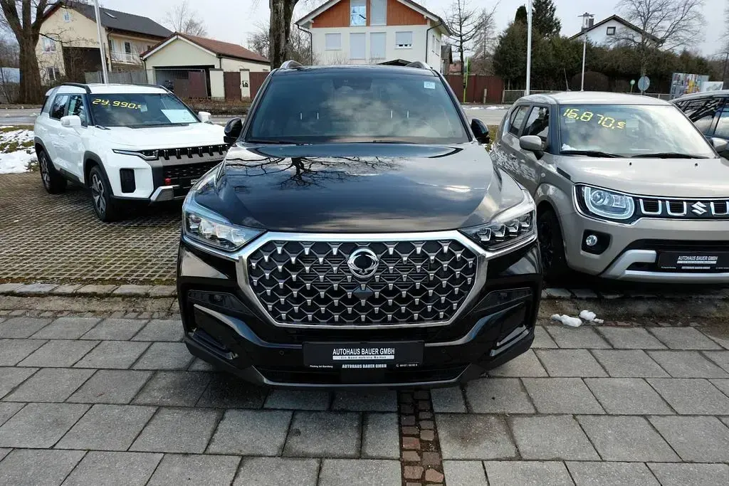 Neu KGM Rexton 201 PS (147 kW) 2026 Schwarz SUV