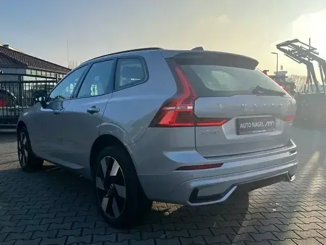 Second-hand Volvo XC60 Ultra 456 CP (335 kW) 2024 Argintiu SUV