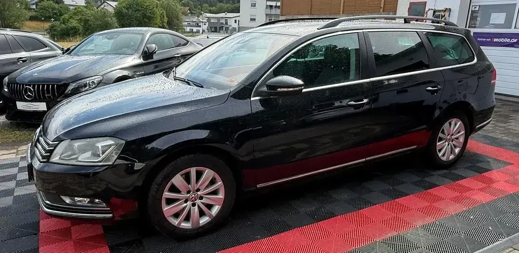 Gebraucht VW Passat Comfortline 140 PS (102 kW) 2014 Schwarz Kombi