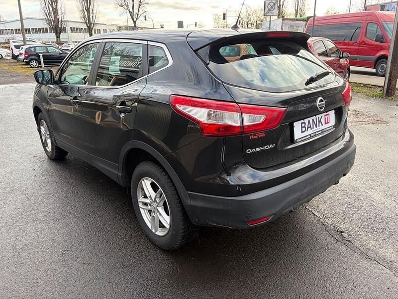 Gebraucht Nissan Qashqai Acenta 131 PS (96 kW) 2014 Schwarz SUV