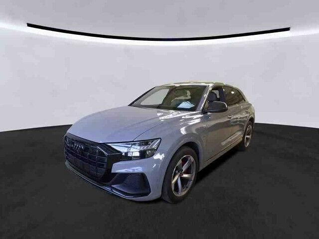 Gebraucht Audi Q8 Competition 231 PS (169 kW) 2022 Nardograu SUV