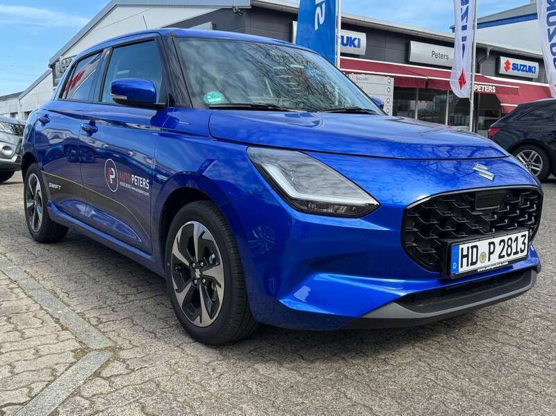 Frontier blue pearl metallic Gebraucht 2025 Suzuki Swift Comfort+ Kleinwagen | 21.780 € (Teuer) - Bild 1/4