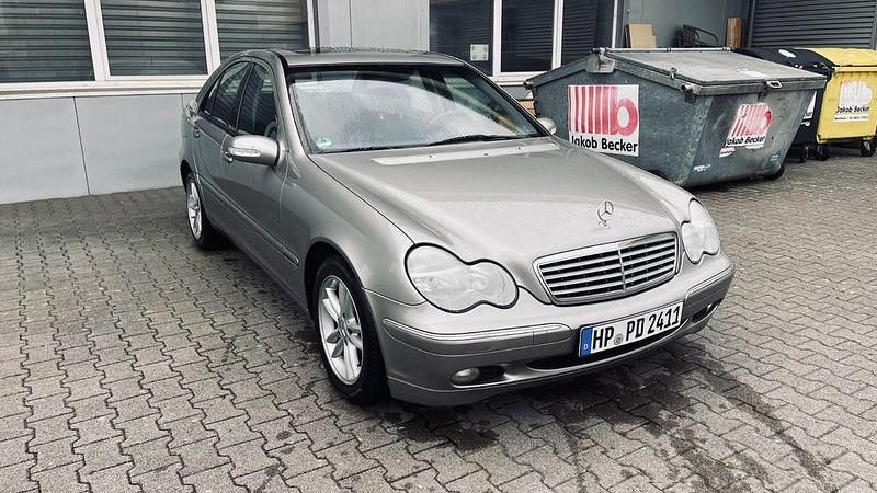 Gebraucht Mercedes C200 163 PS (119 kW) 2002 Beige Limousine