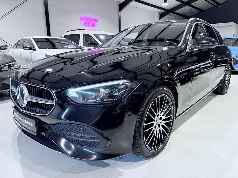 Schwarz Gebraucht 2023 Mercedes C200 Limousine | 21.990 € (Superpreis) - Bild 1/4