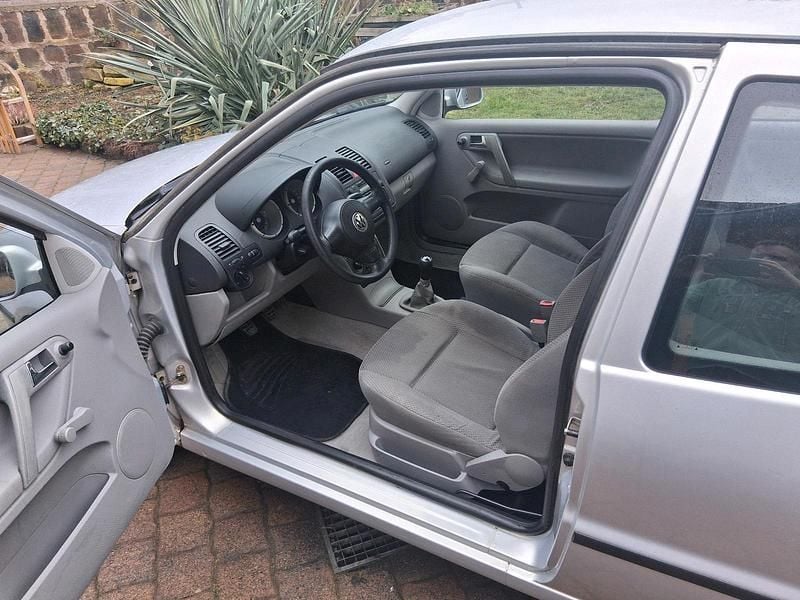 Second-hand VW Polo 50 CP (36 kW) 2000 Gri Hatchback